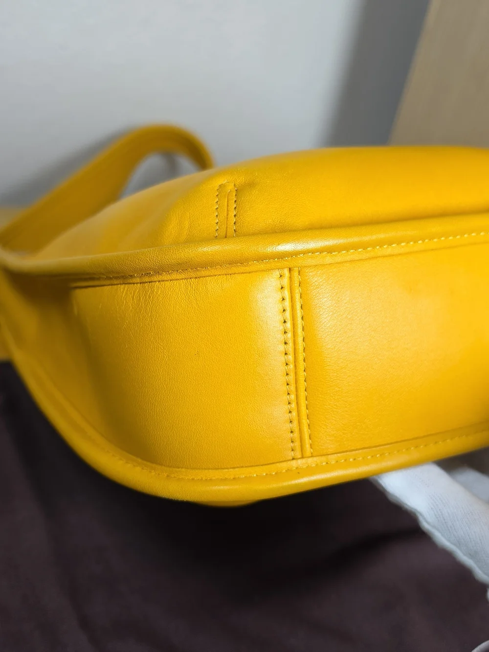 Vintage Coach 9047 Ergo Compartment Bag — Rare Yellow